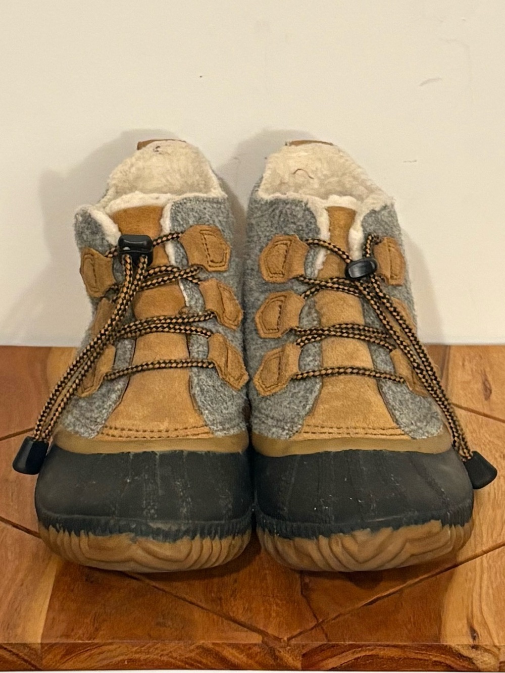 Sorel Out N About Plus Quarry Snow/Rain Boot - Size 4